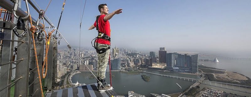 bungee jumping