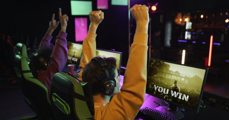 Play-To-Earn: Legit Ways To Make Money From Sports And Hobbies